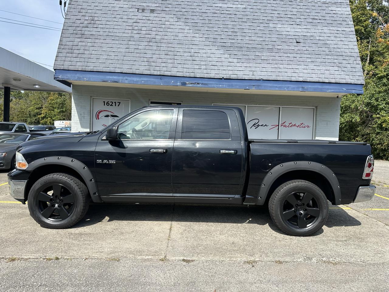 Dodge Ram 1500 SLT Crew Cab 4WD 2009