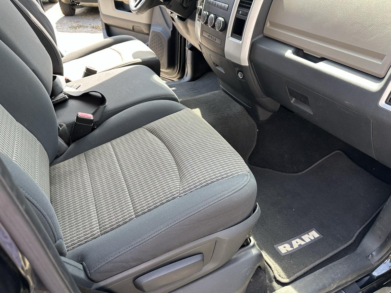 Dodge Ram 1500 SLT Crew Cab 4WD 2009