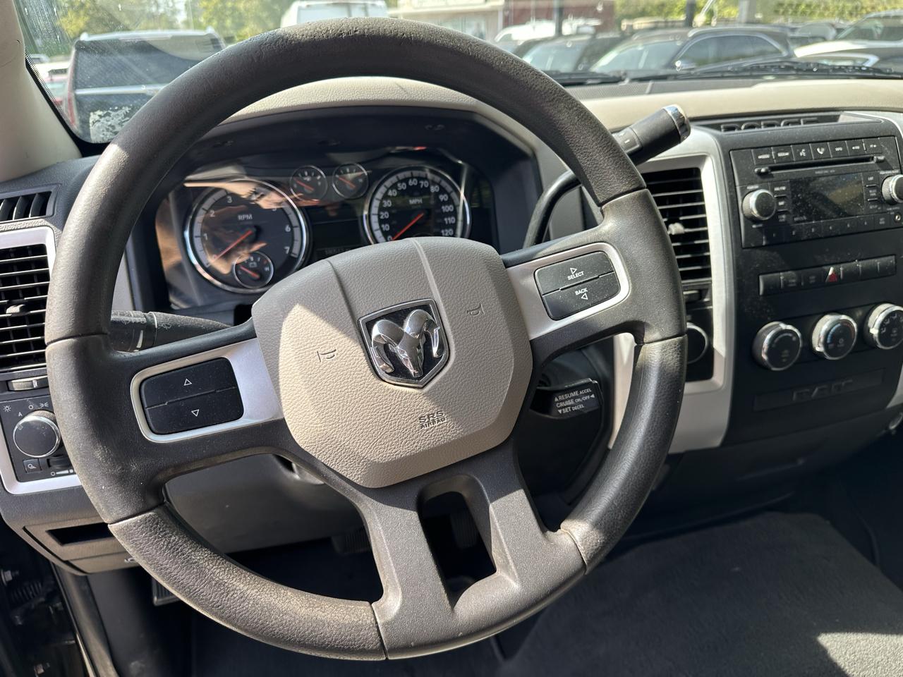 Dodge Ram 1500 SLT Crew Cab 4WD 2009