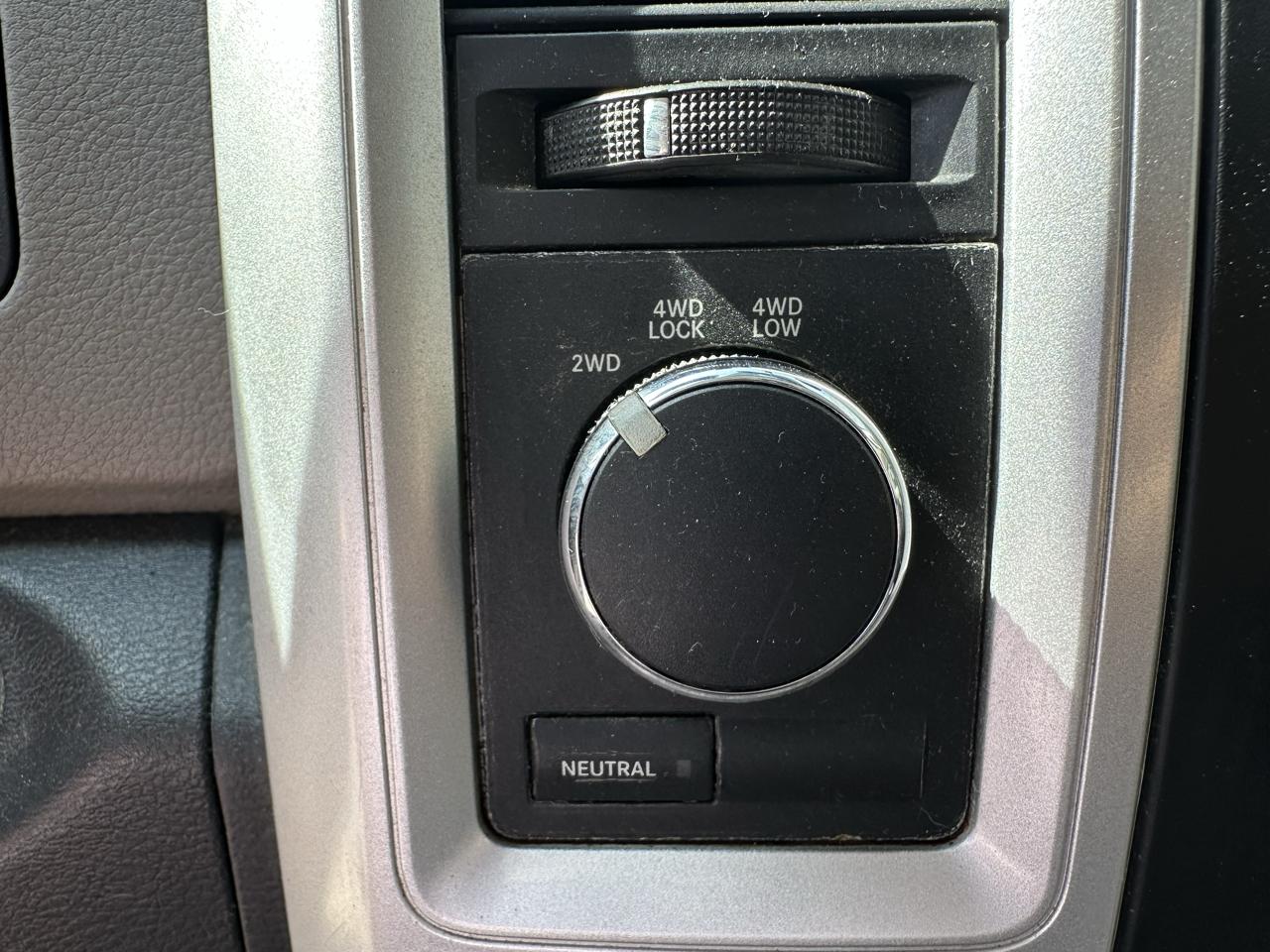 Dodge Ram 1500 SLT Crew Cab 4WD 2009