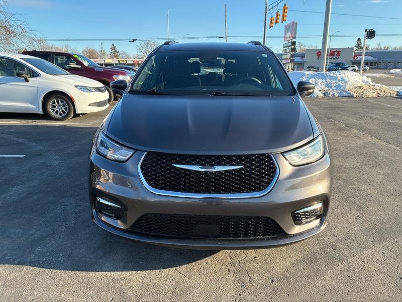 2022 Chrysler Pacifica Touring