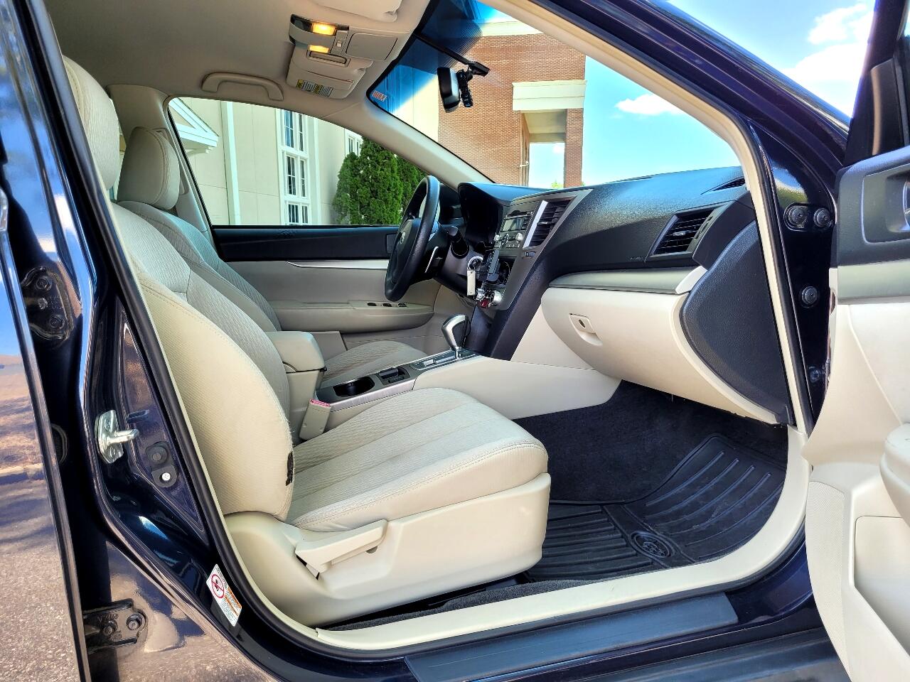 Subaru Outback 2.5i 2012 Subaru Outback 2.5i 2012