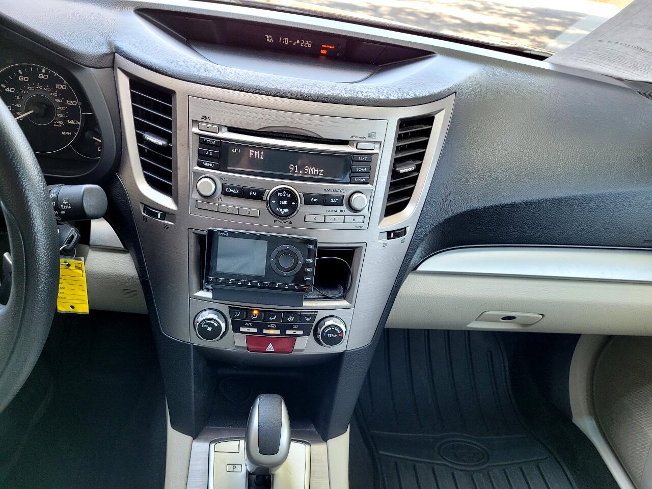 Subaru Outback 2.5i 2012 Subaru Outback 2.5i 2012