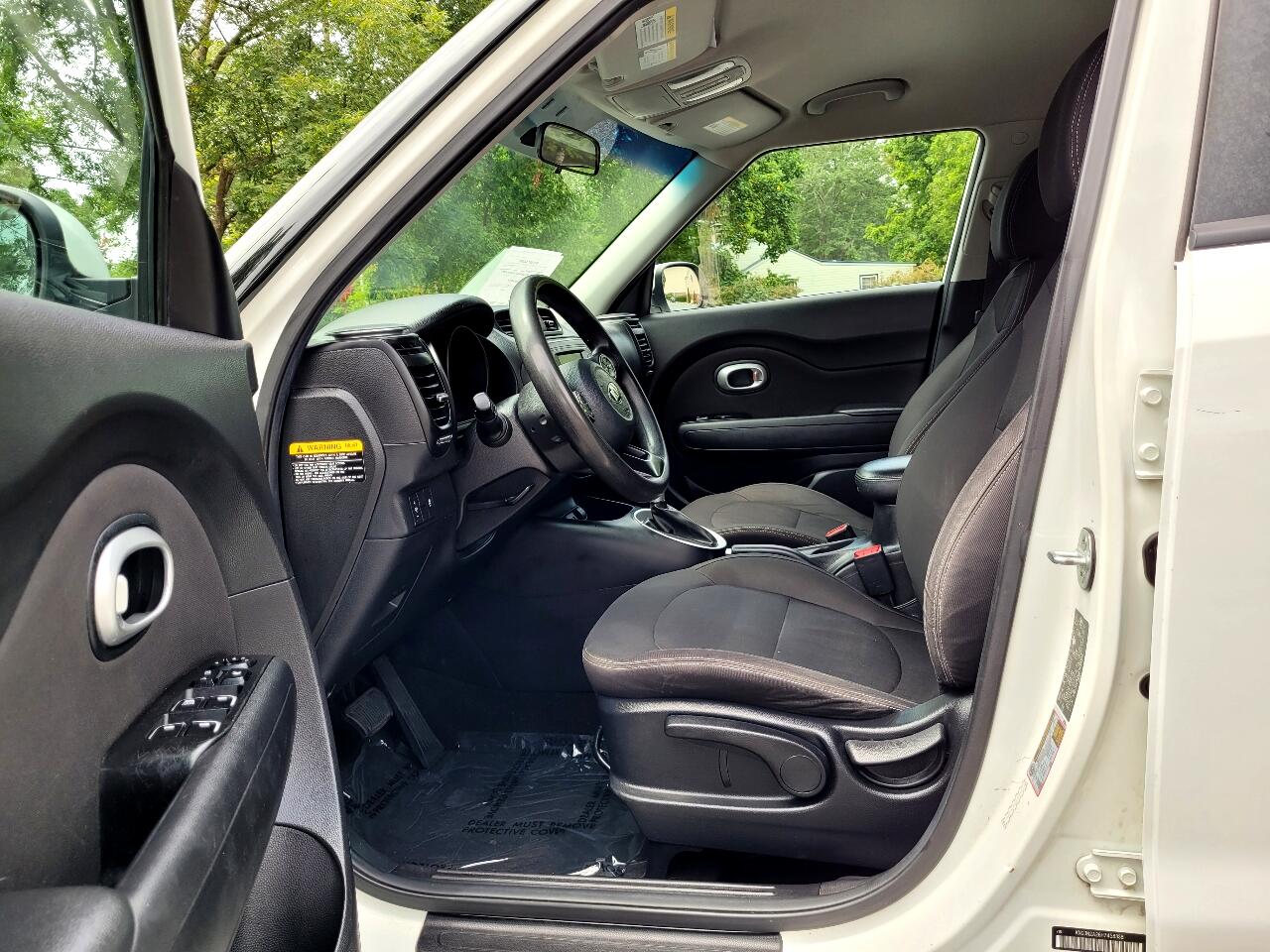 Kia Soul Base 6A 2017 Kia Soul Base 6A 2017