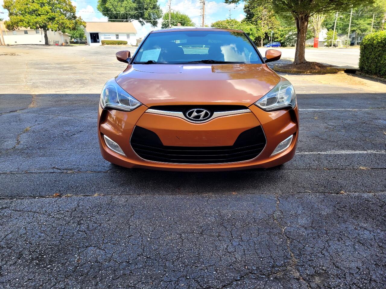 Hyundai Veloster Base 2013 Hyundai Veloster Base 2013