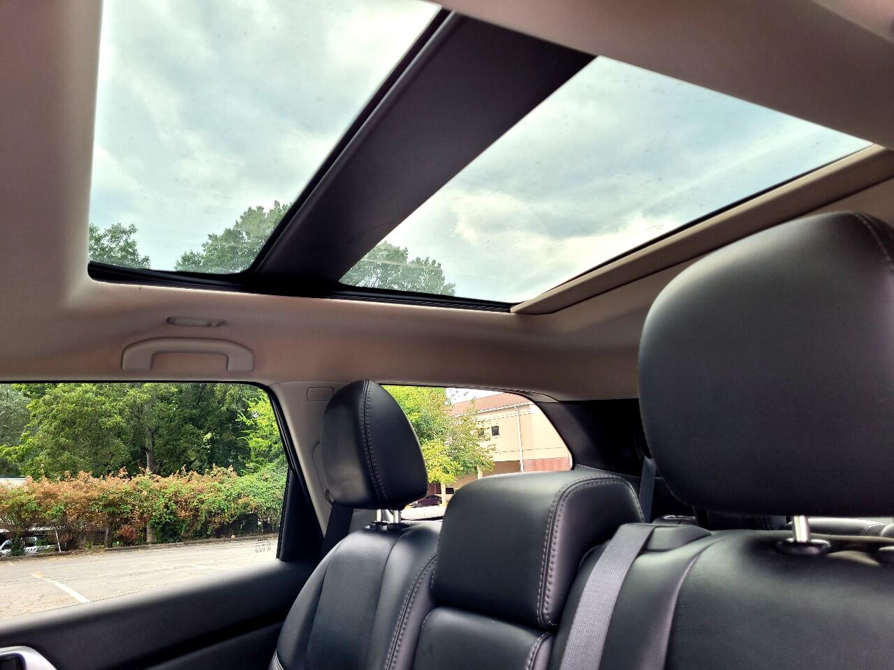 Nissan Pathfinder SV 2WD 2015 Nissan Pathfinder SV 2WD 2015