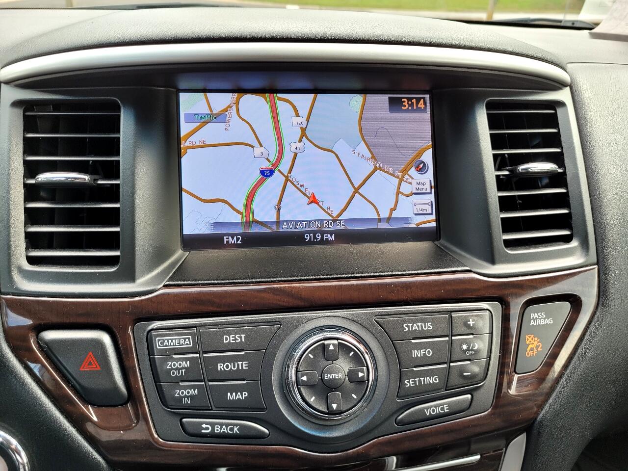 Nissan Pathfinder SV 2WD 2015 Nissan Pathfinder SV 2WD 2015