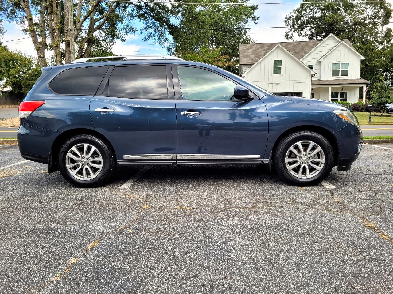 Nissan Pathfinder SV 2WD 2015 Nissan Pathfinder SV 2WD 2015