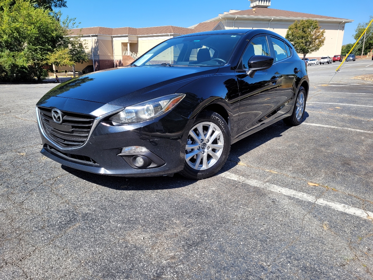Mazda MAZDA3 i Touring AT 5-Door 2015 Mazda MAZDA3 i Touring AT 5-Door 2015