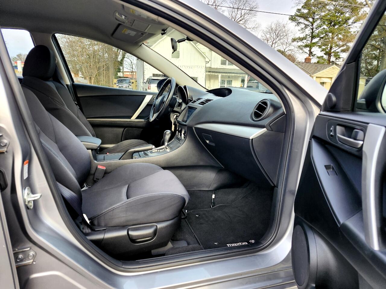 Mazda MAZDA3 s Sport 5-Door 2010