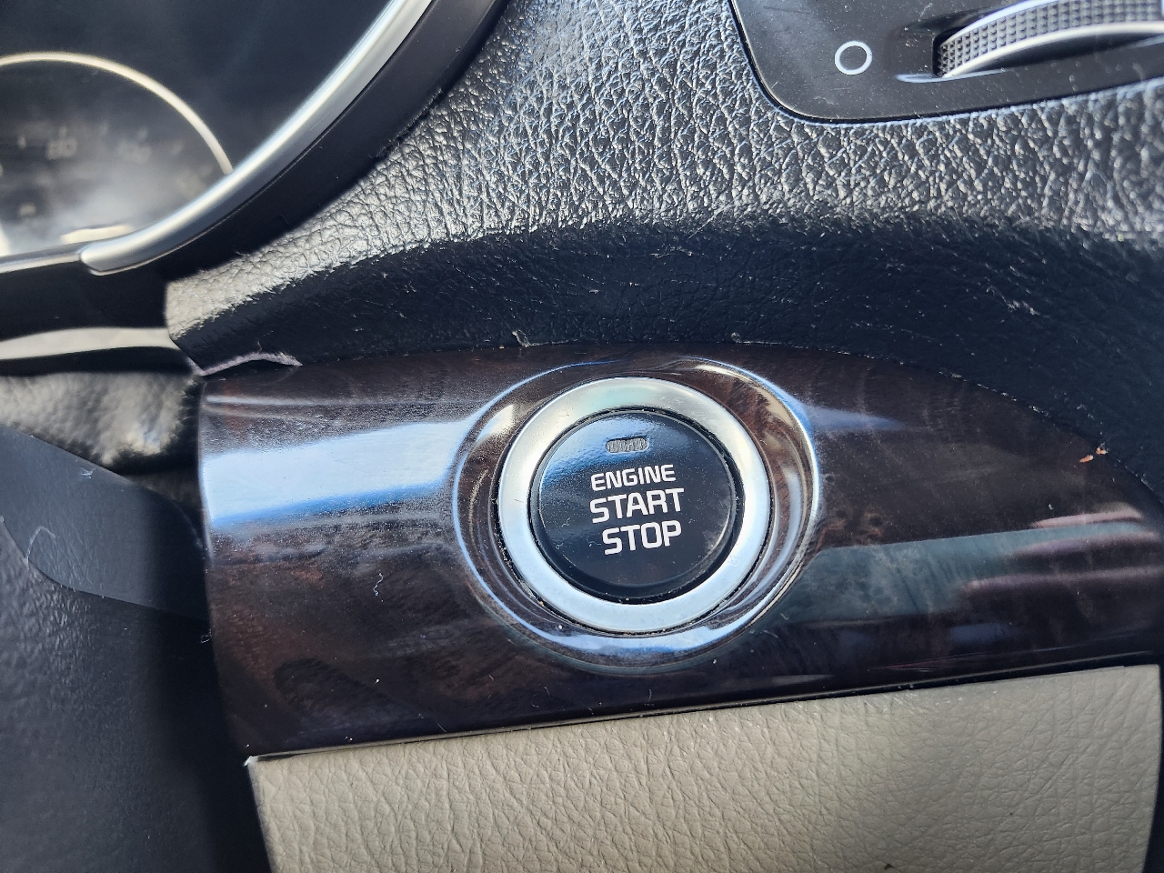 Kia Sorento EX V6 2WD 2014