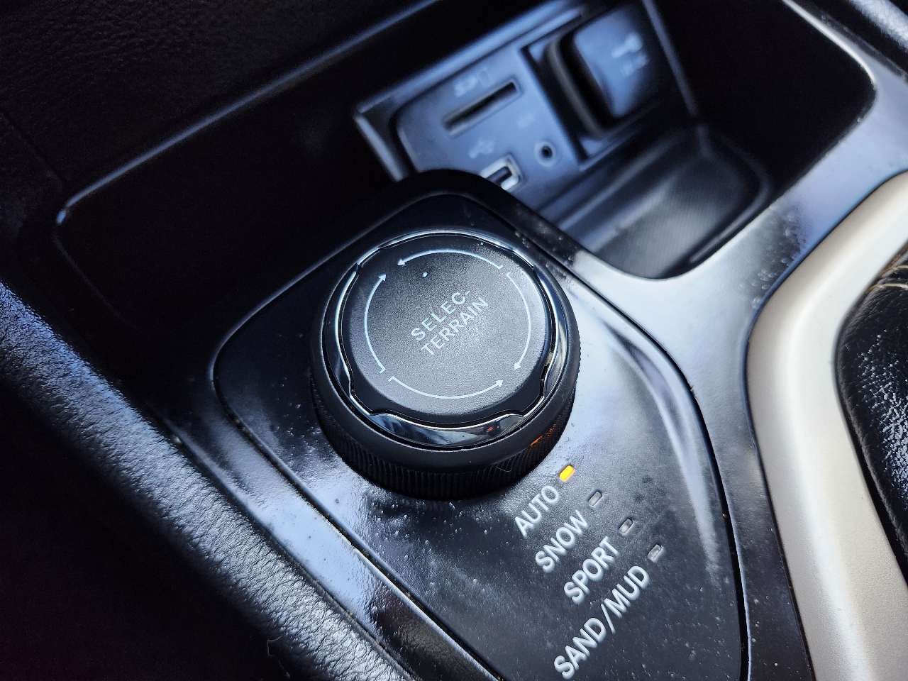 Jeep Cherokee Latitude 4WD 2015