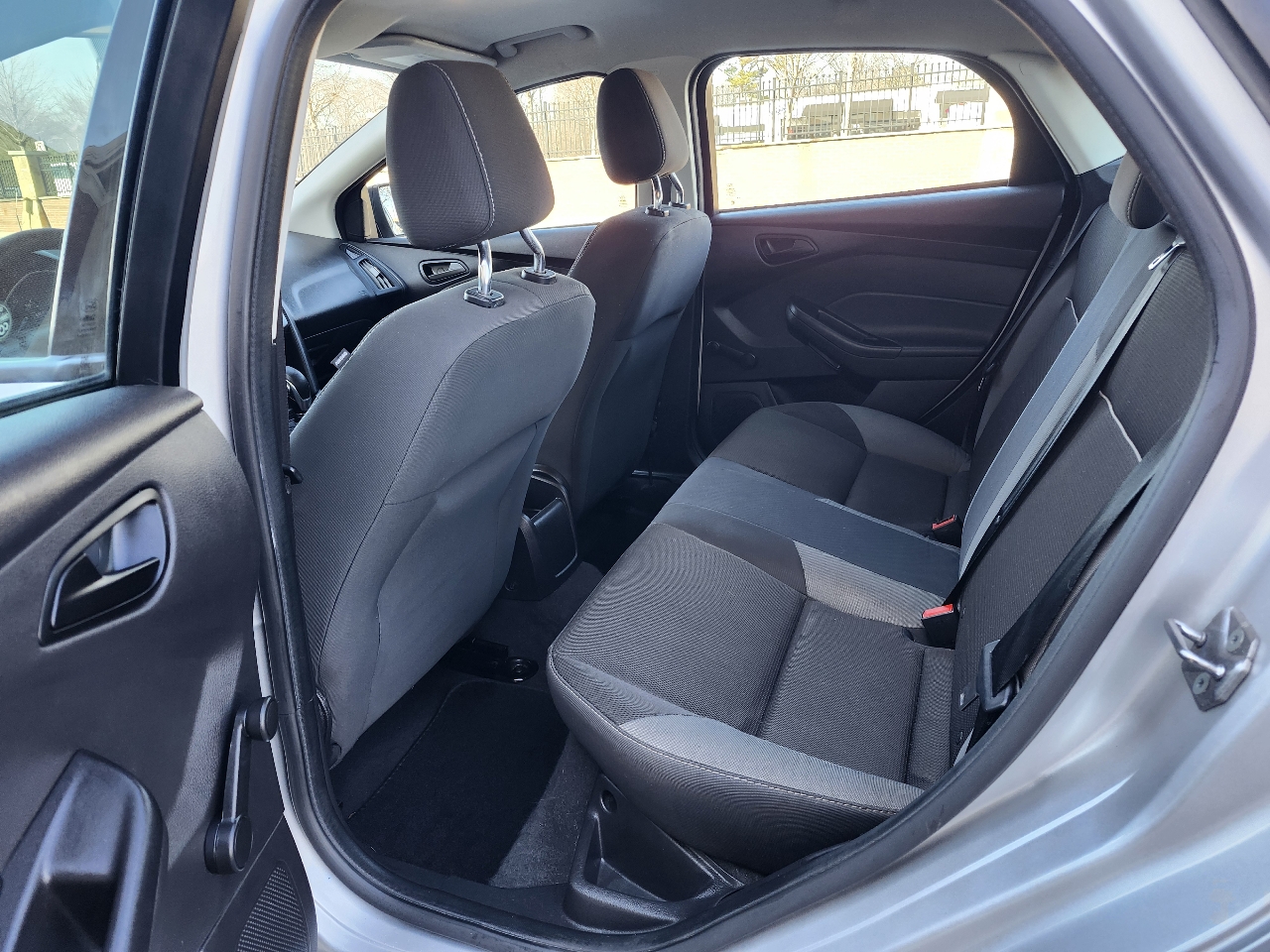 Ford Focus SE Sedan 2015