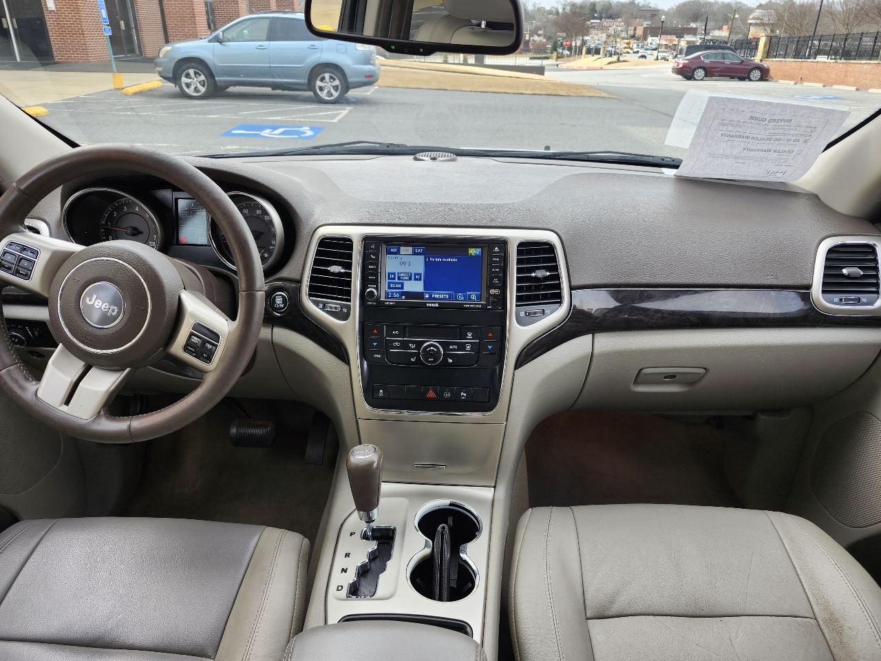 Jeep Grand Cherokee Laredo 2WD 2012