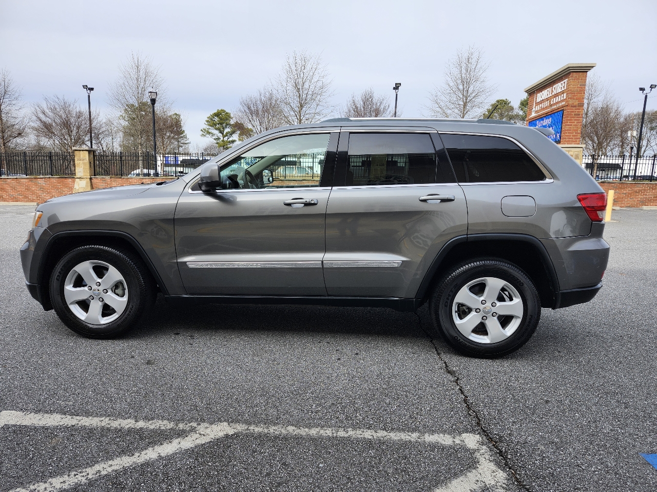Jeep Grand Cherokee Laredo 2WD 2012