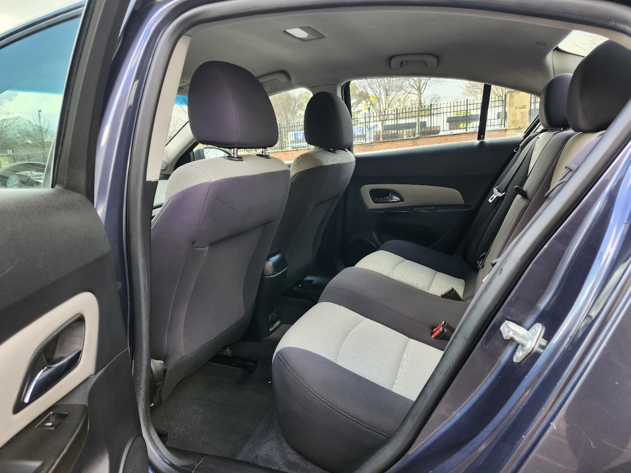 Chevrolet Cruze LS Auto 2013