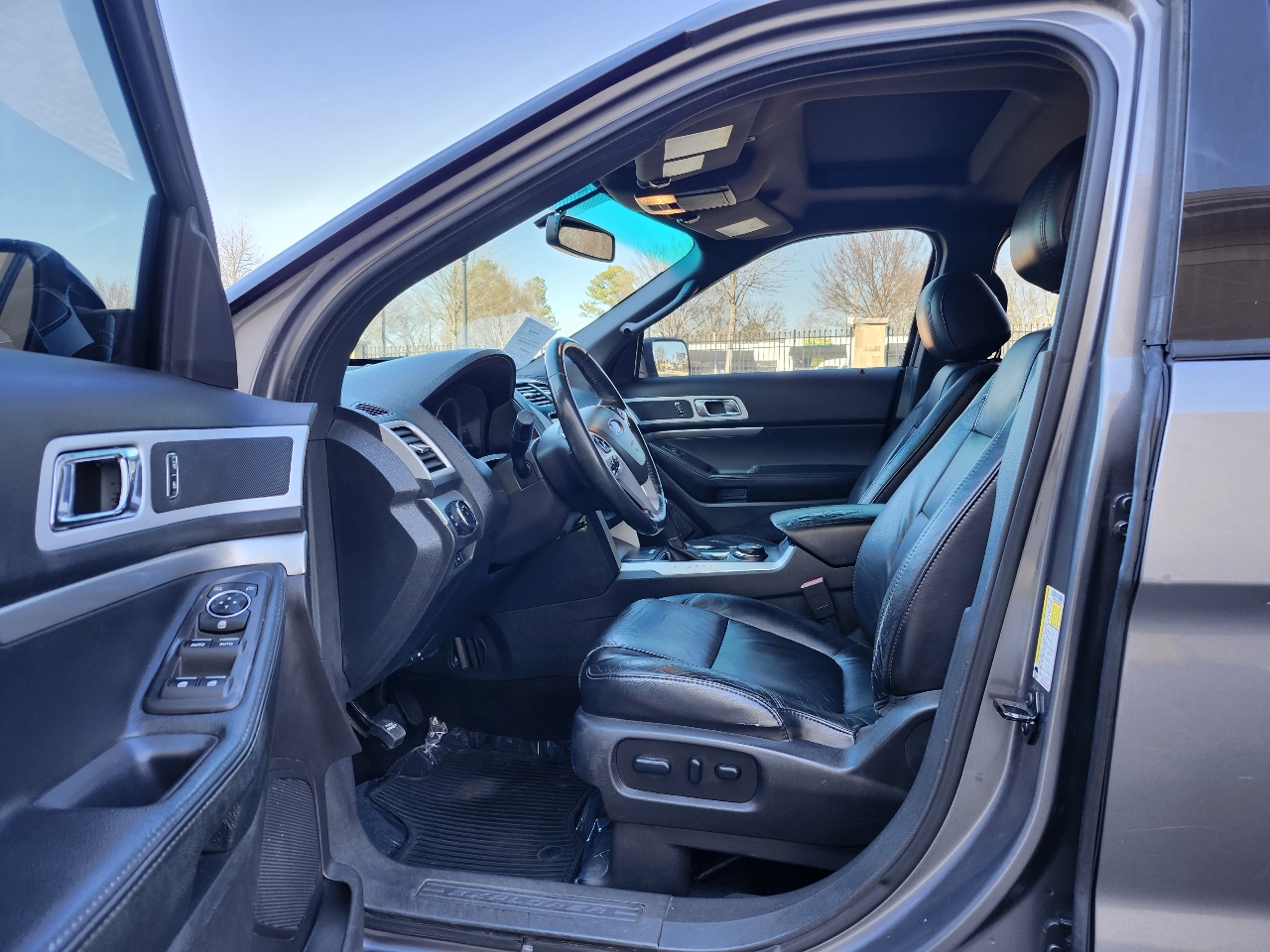 Ford Explorer XLT 4WD 2013