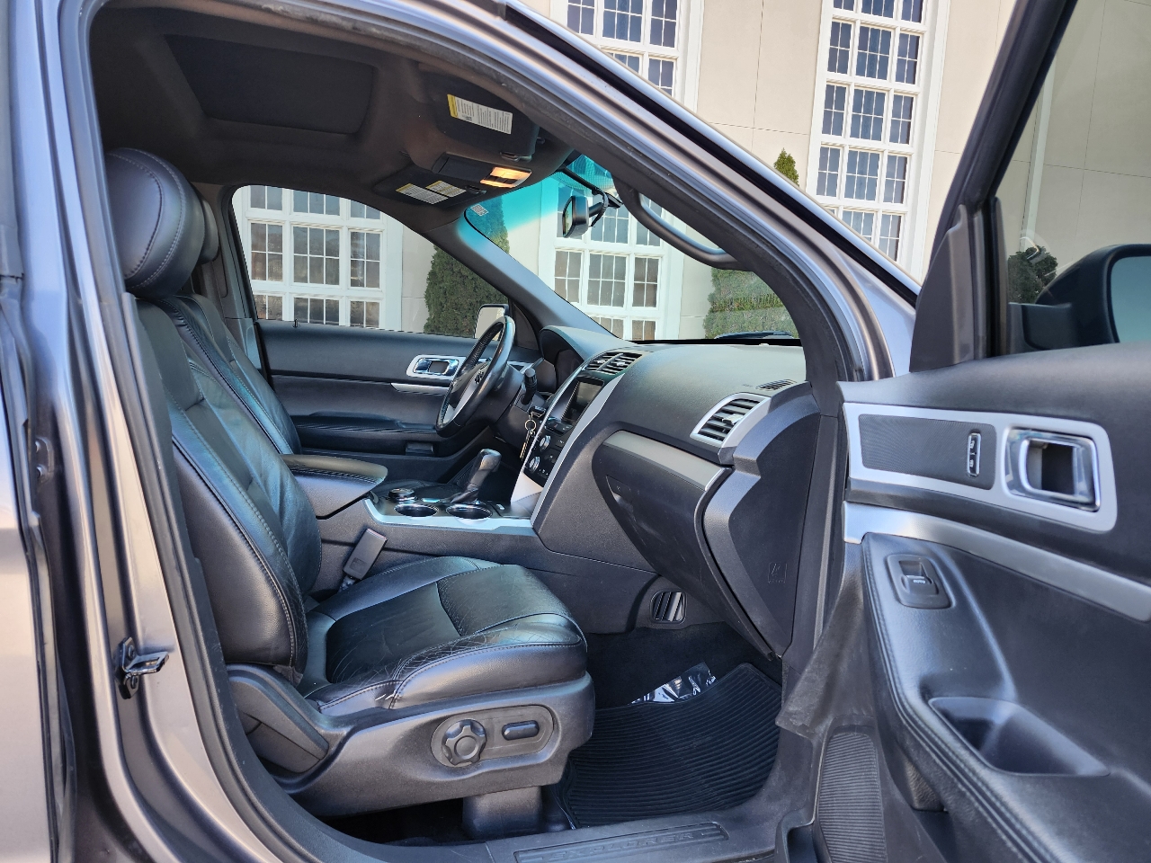 Ford Explorer XLT 4WD 2013