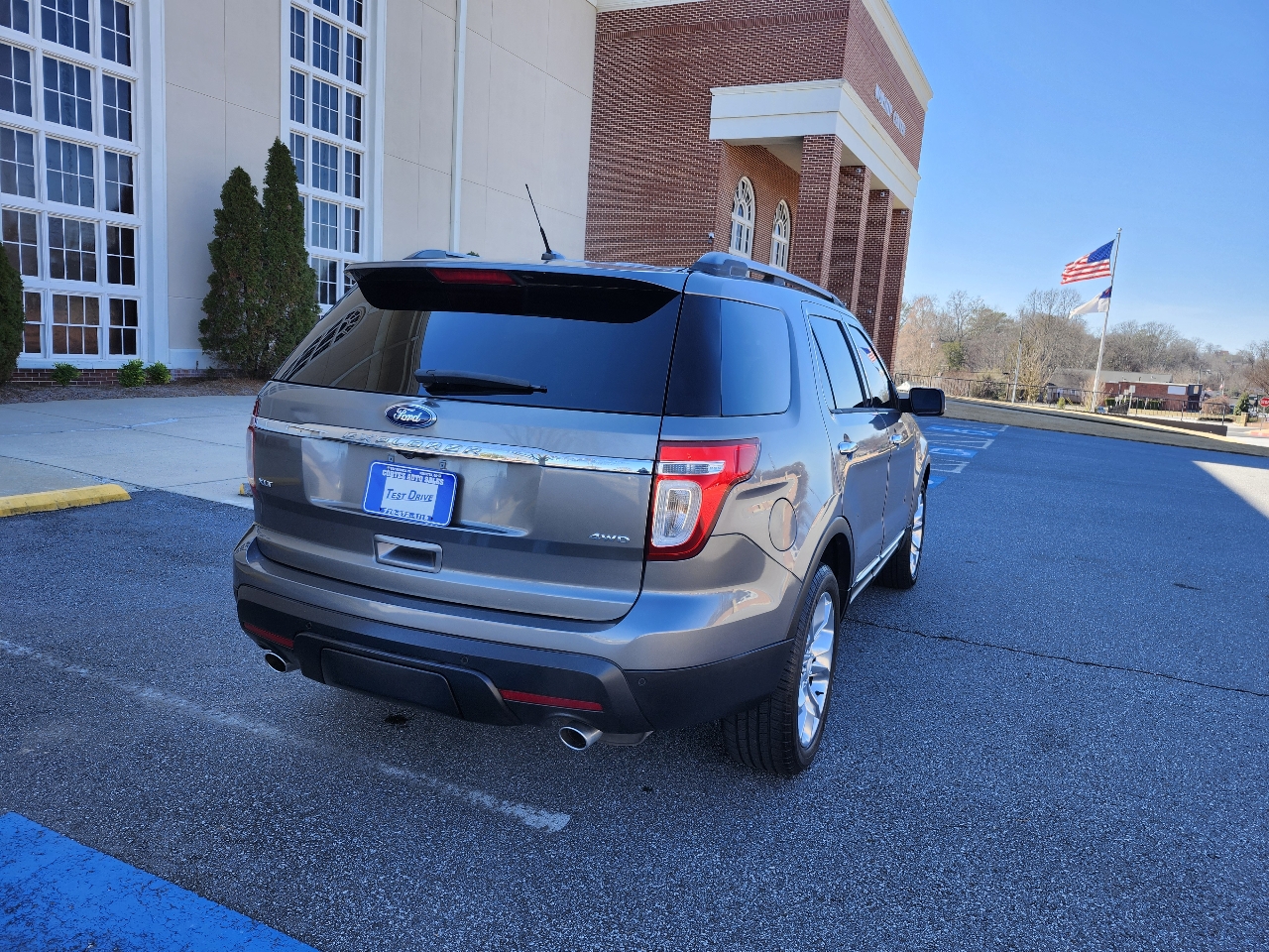 Ford Explorer XLT 4WD 2013