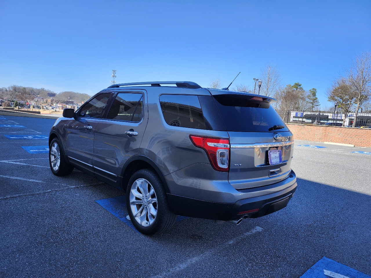 Ford Explorer XLT 4WD 2013