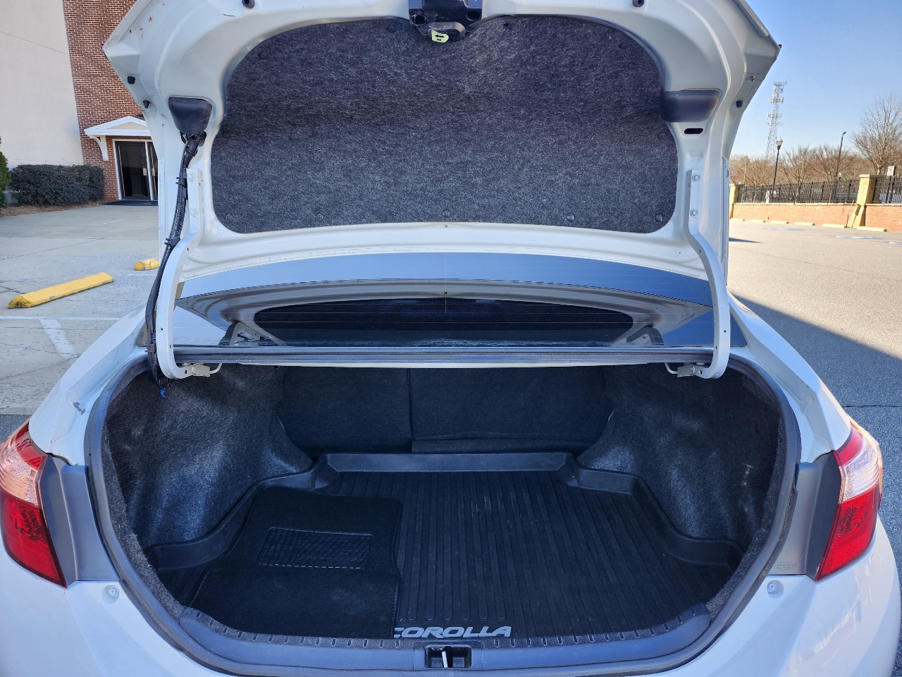 Toyota Corolla LE Eco CVT 2017