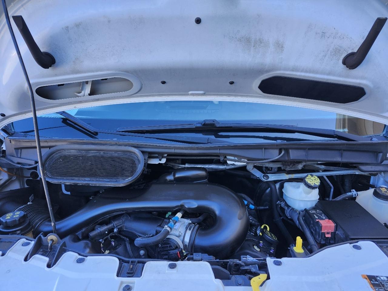 Ford Transit 250 Van Low Roof 60/40 Pass.130-in. WB 2017