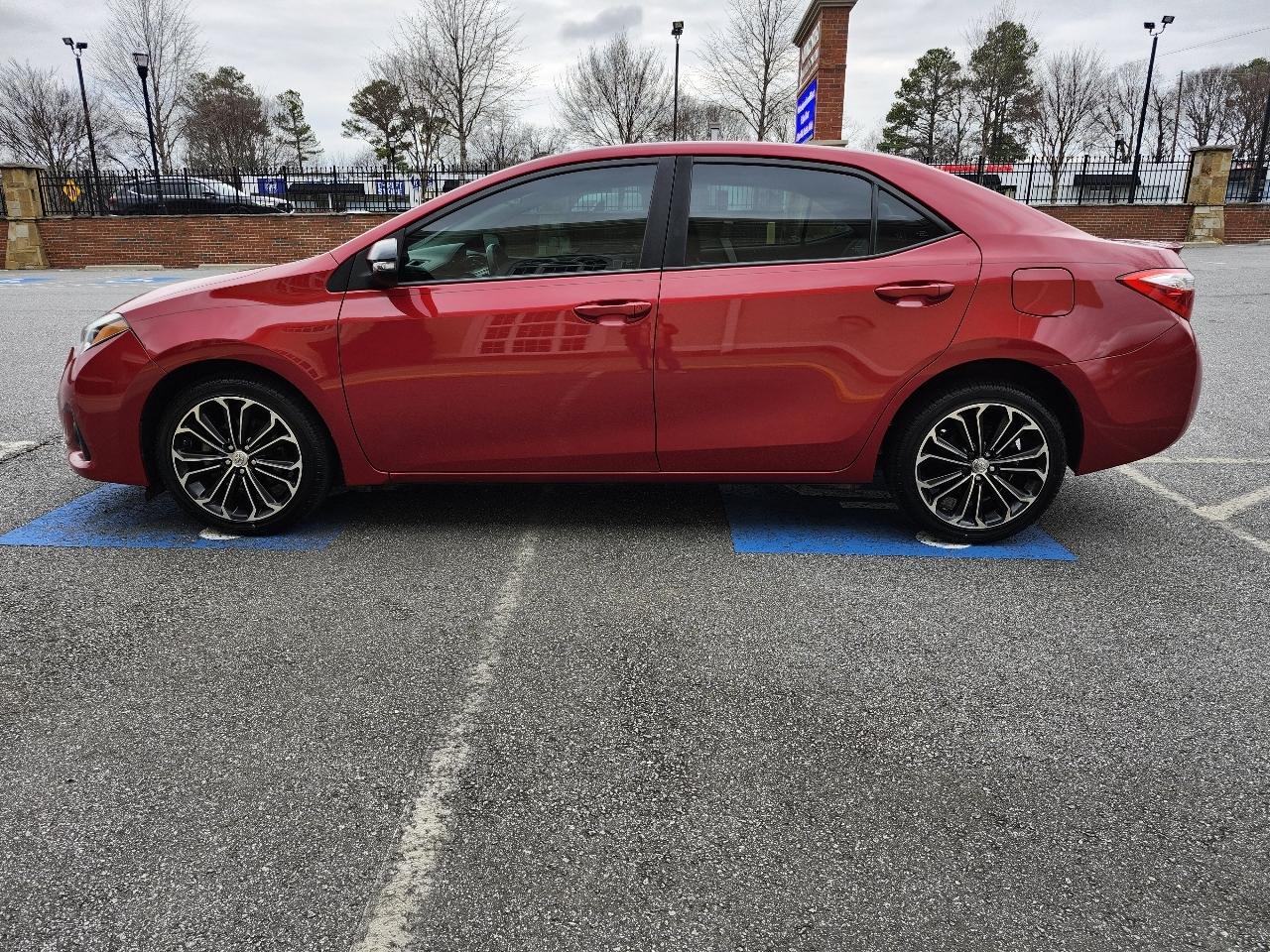 Toyota Corolla S Premium CVT 2015