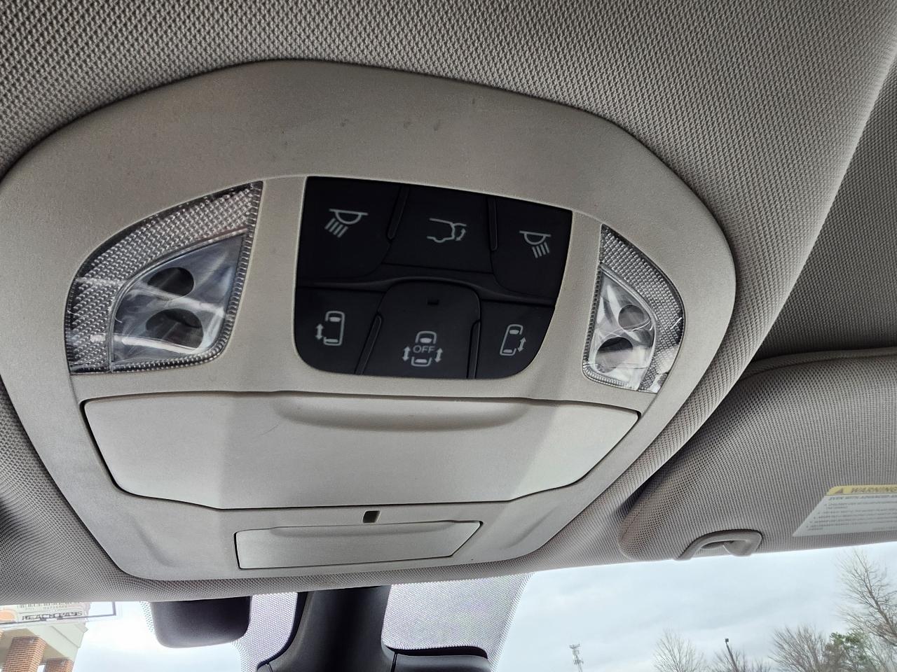 Chrysler Pacifica Limited 2018