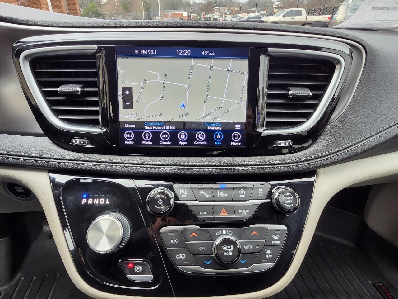 Chrysler Pacifica Limited 2018