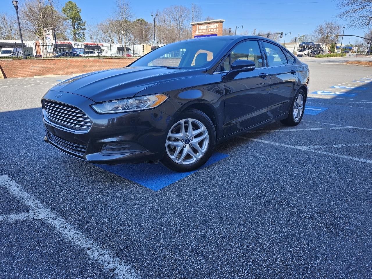 Ford Fusion SE 2013