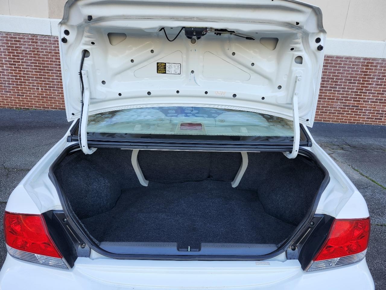 Mitsubishi Lancer ES 2004