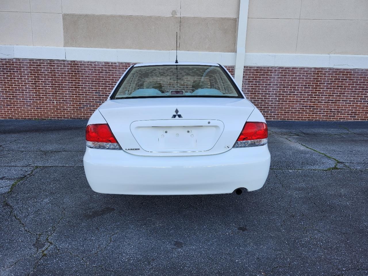 Mitsubishi Lancer ES 2004