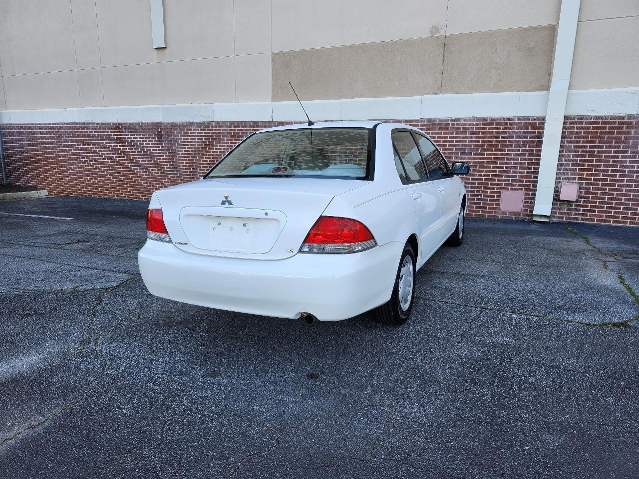 Mitsubishi Lancer ES 2004