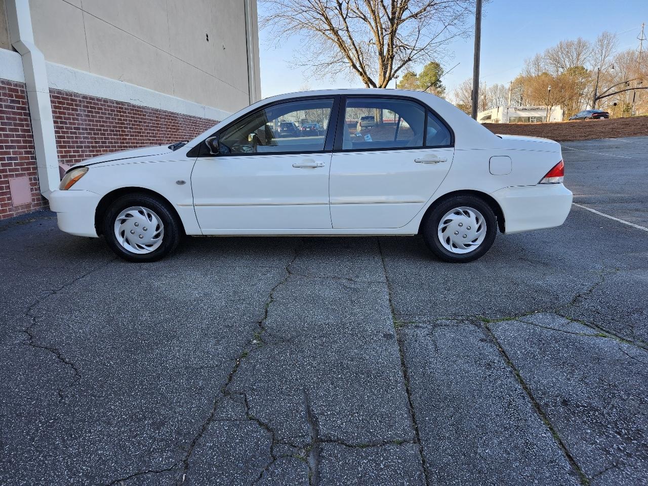 Mitsubishi Lancer ES 2004