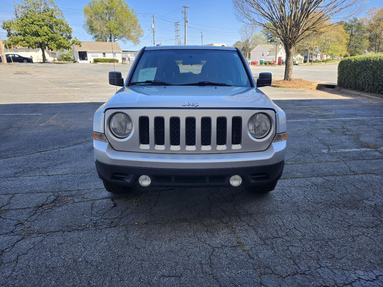 Jeep Patriot Latitude 2WD 2013