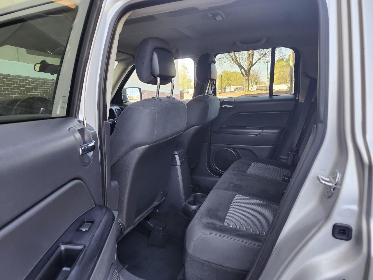 Jeep Patriot Latitude 2WD 2013