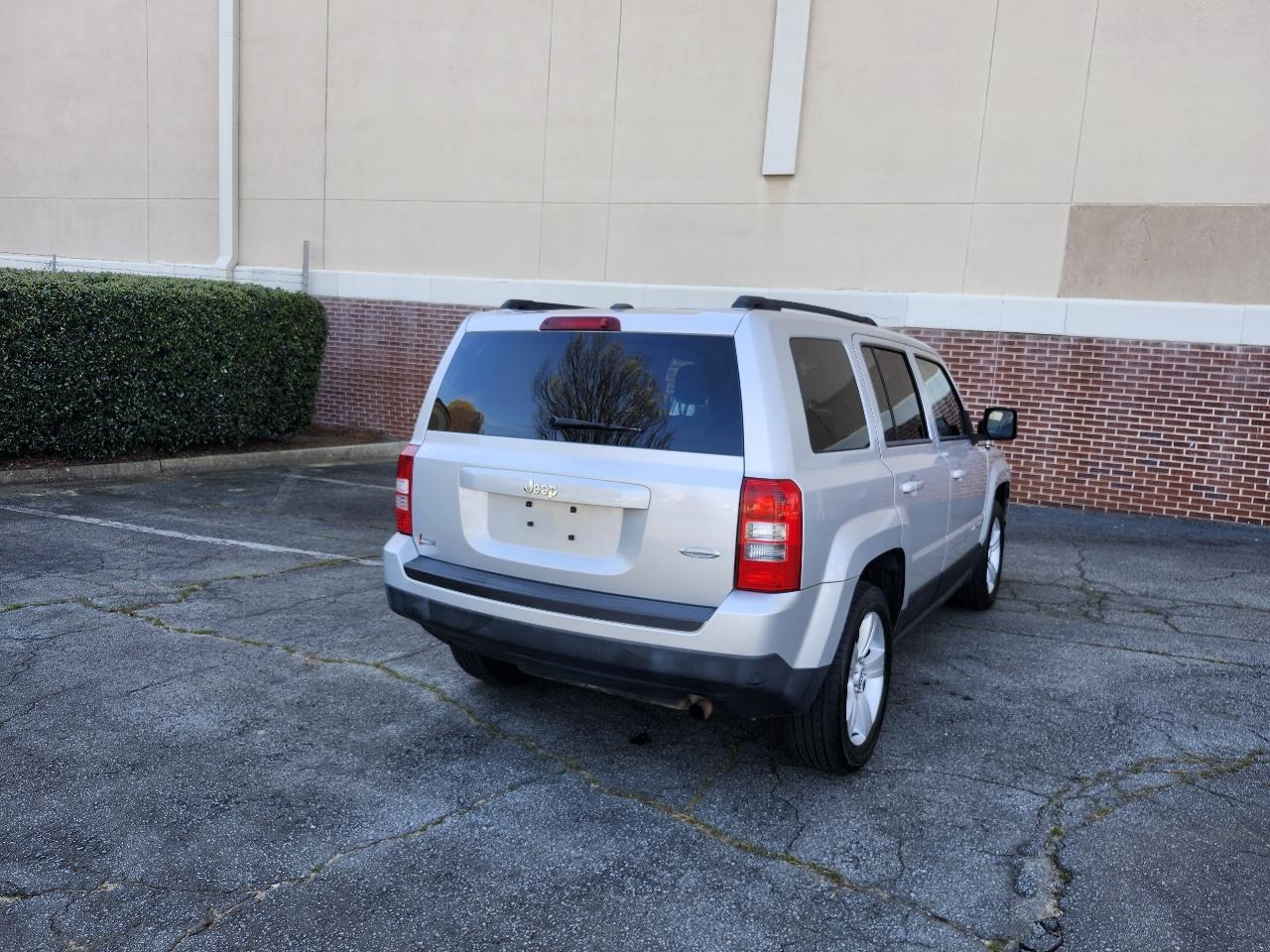 Jeep Patriot Latitude 2WD 2013