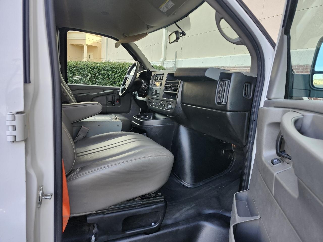 Chevrolet Express 2500 Cargo FFV 2015