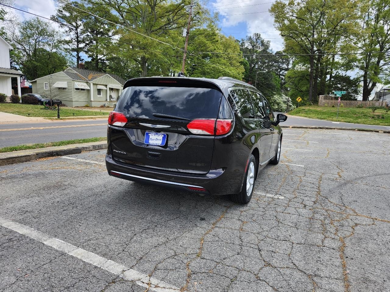 Chrysler Pacifica Touring-L 2017