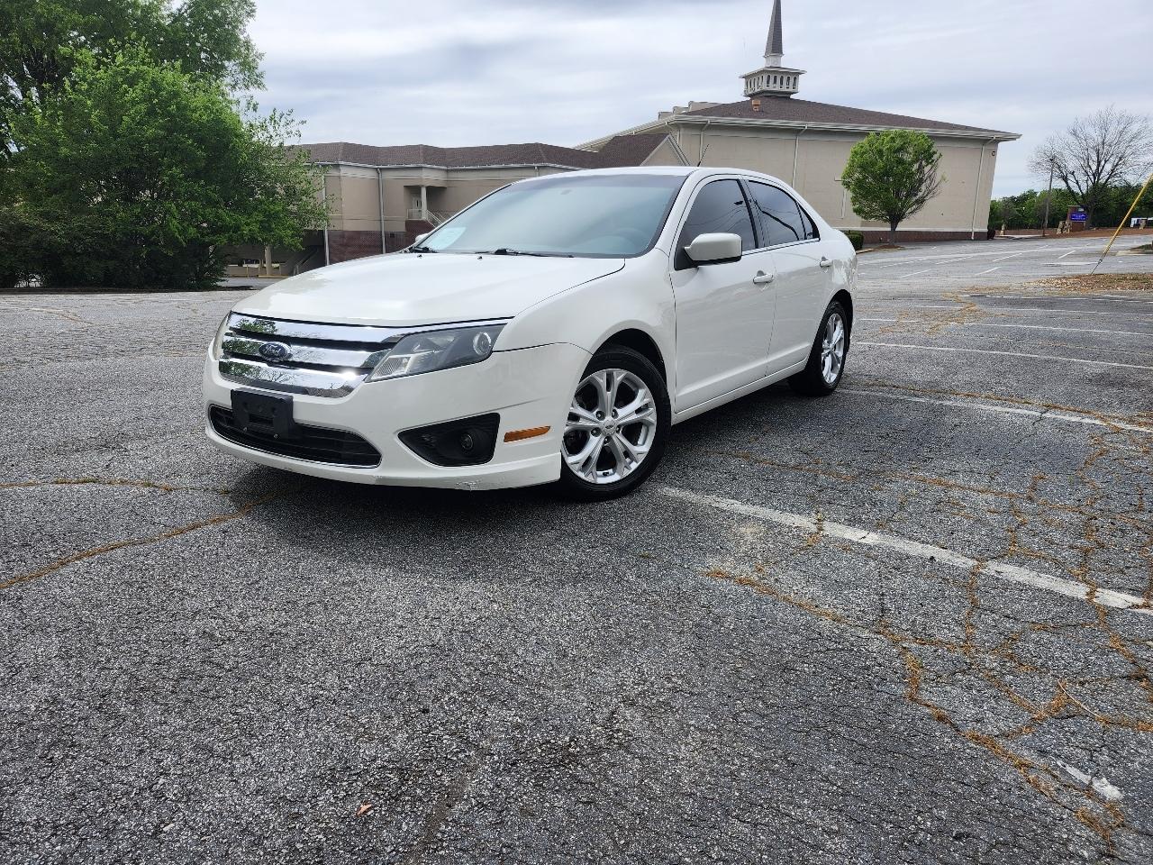 Ford Fusion SE 2012