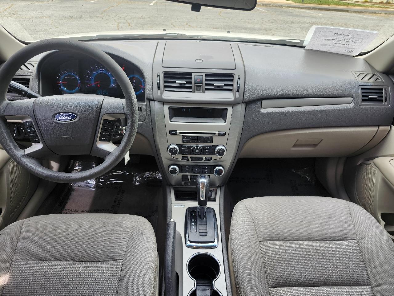 Ford Fusion SE 2012