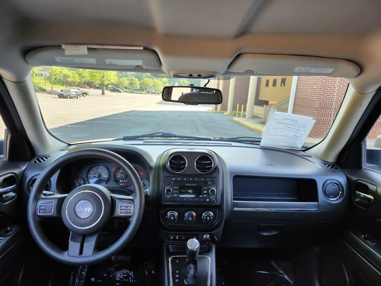 Jeep Patriot Latitude 2WD 2015