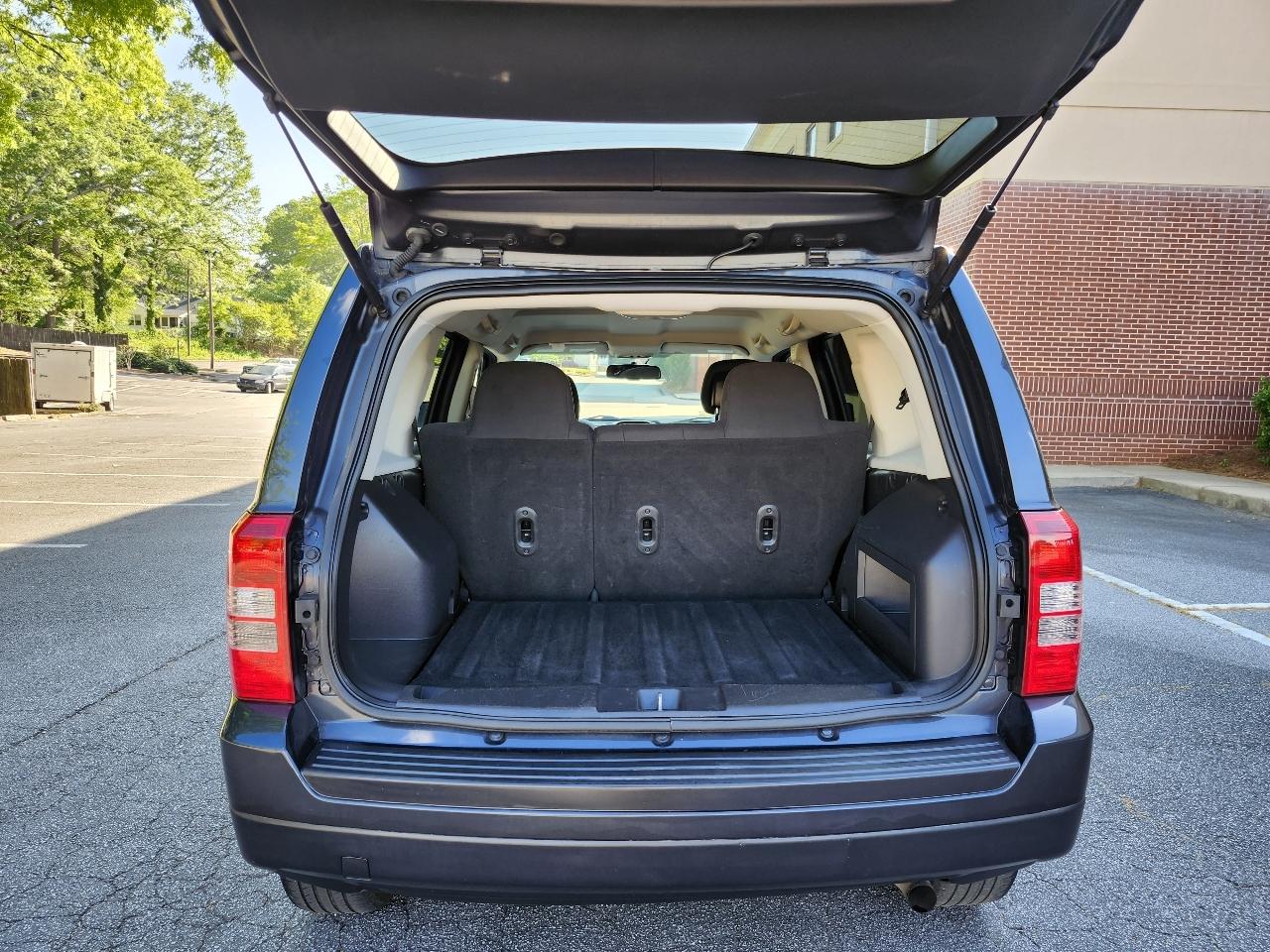 Jeep Patriot Latitude 2WD 2015