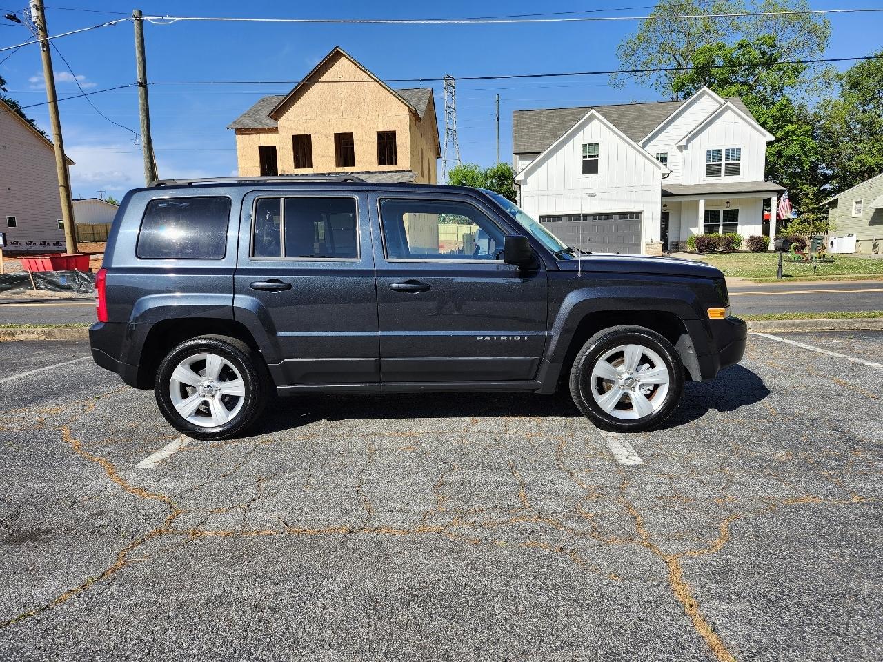 Jeep Patriot Latitude 2WD 2015