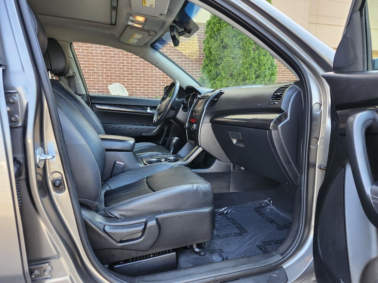 Kia Sorento EX V6 2WD 2011