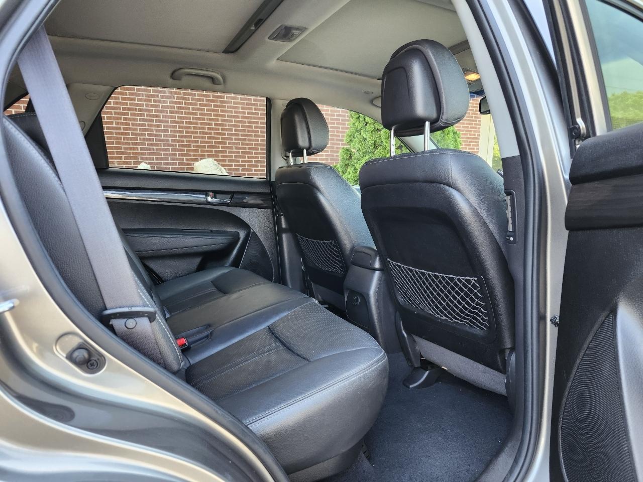 Kia Sorento EX V6 2WD 2011