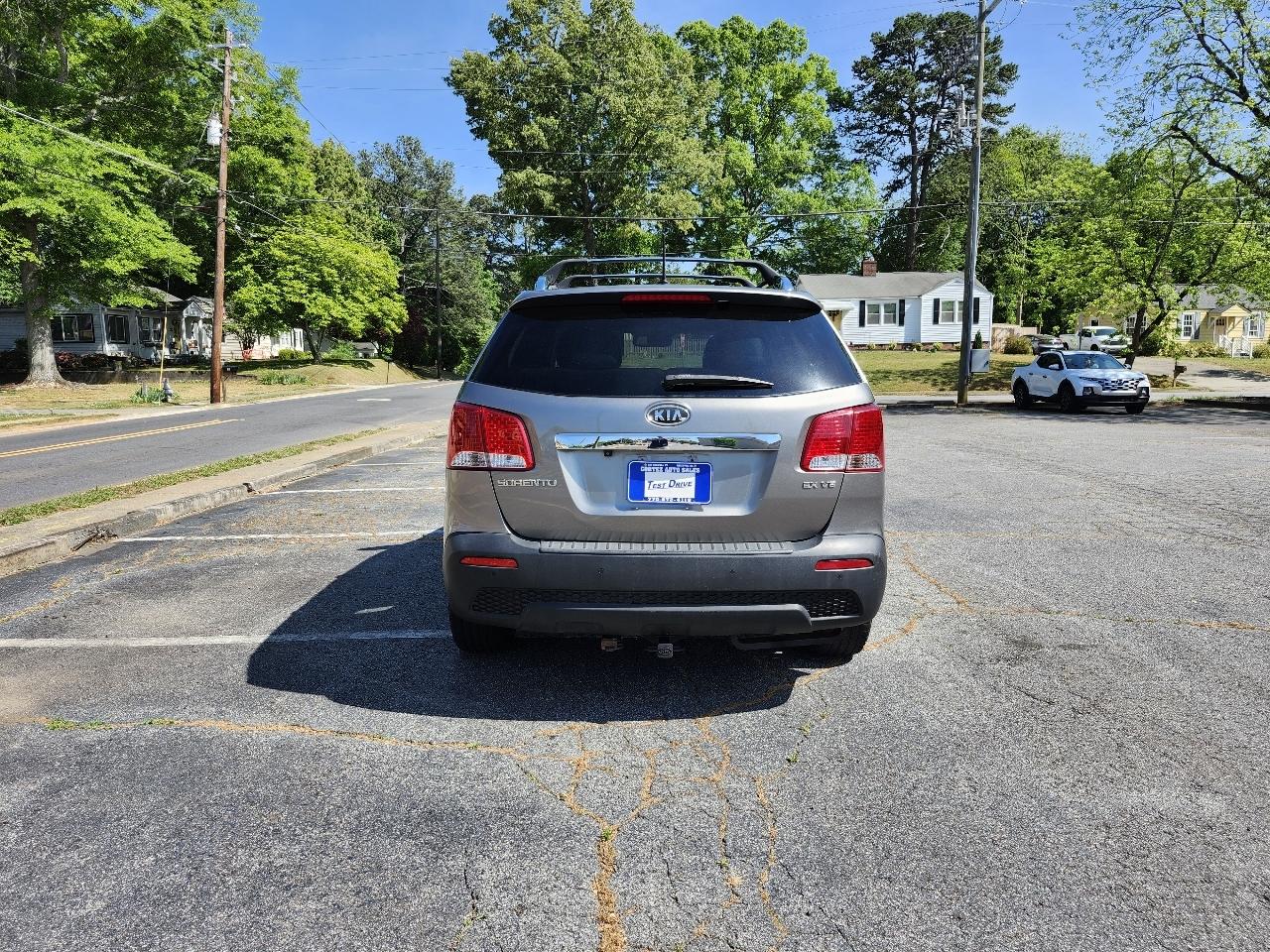 Kia Sorento EX V6 2WD 2011