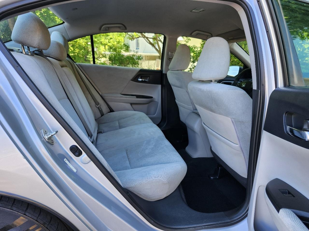 Honda Accord LX Sedan CVT 2013