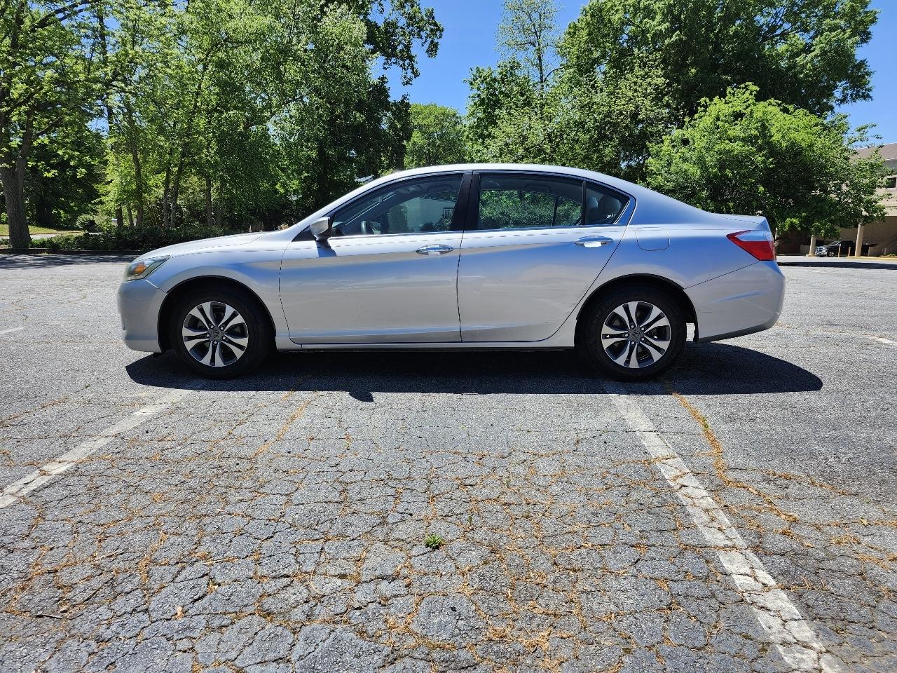 Honda Accord LX Sedan CVT 2013