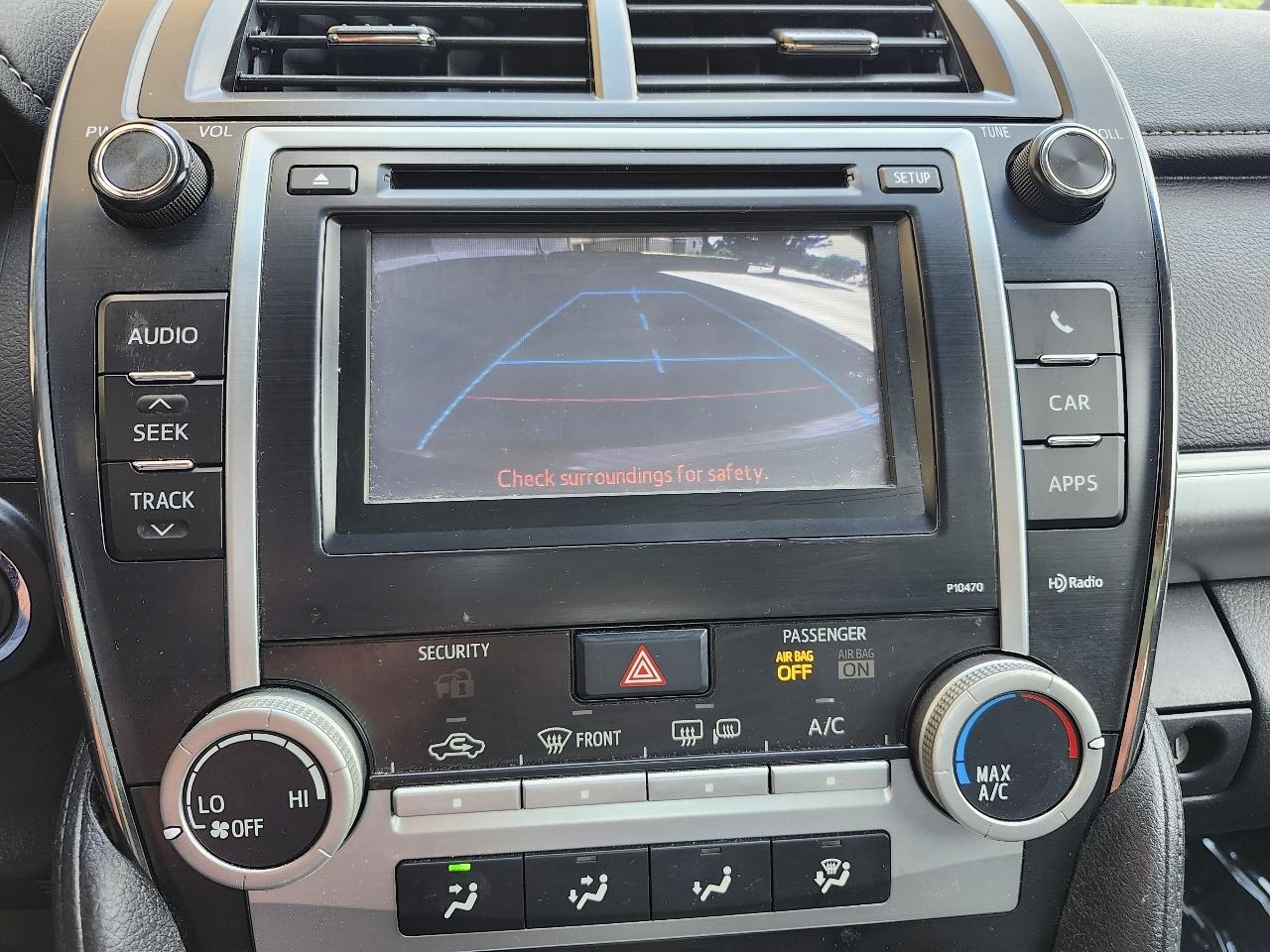 Toyota Camry XLE V6 2014